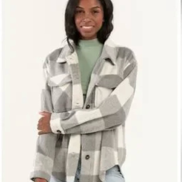 Grey & White Buffalo Check Shacket Sz Small Love Tree Oversized - Picture 8 of 8